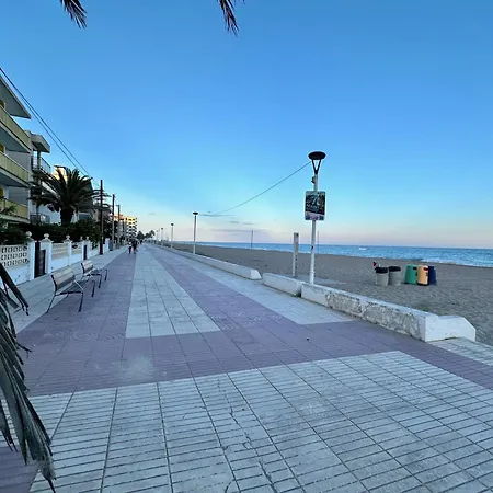 Appartamento Sea Views Sanatori Beach, Barcelona